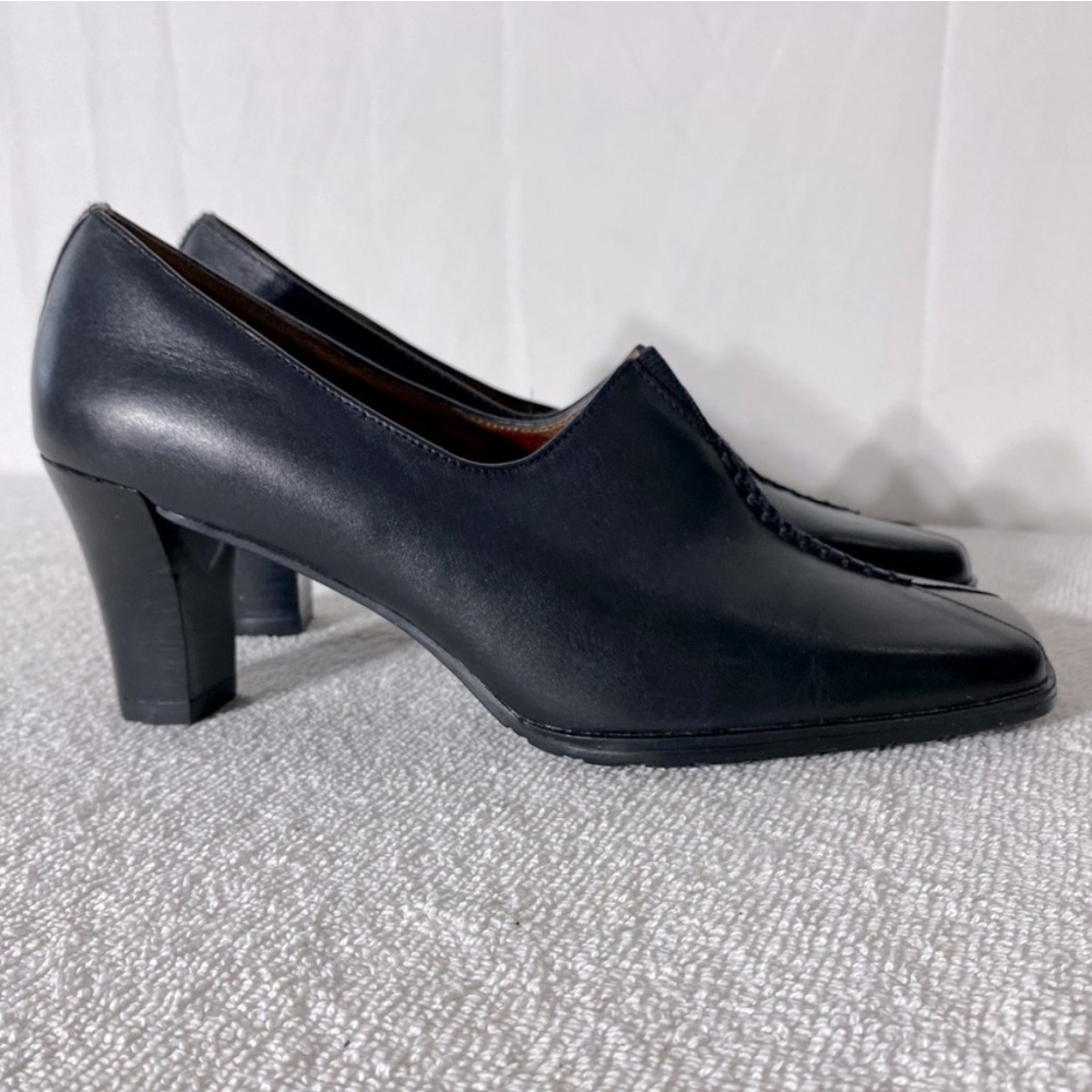Infinity Black Leather Slip On Square Toe Low Heels W Brown Peekaboo Toe 7.5